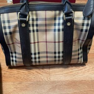Burberry tote